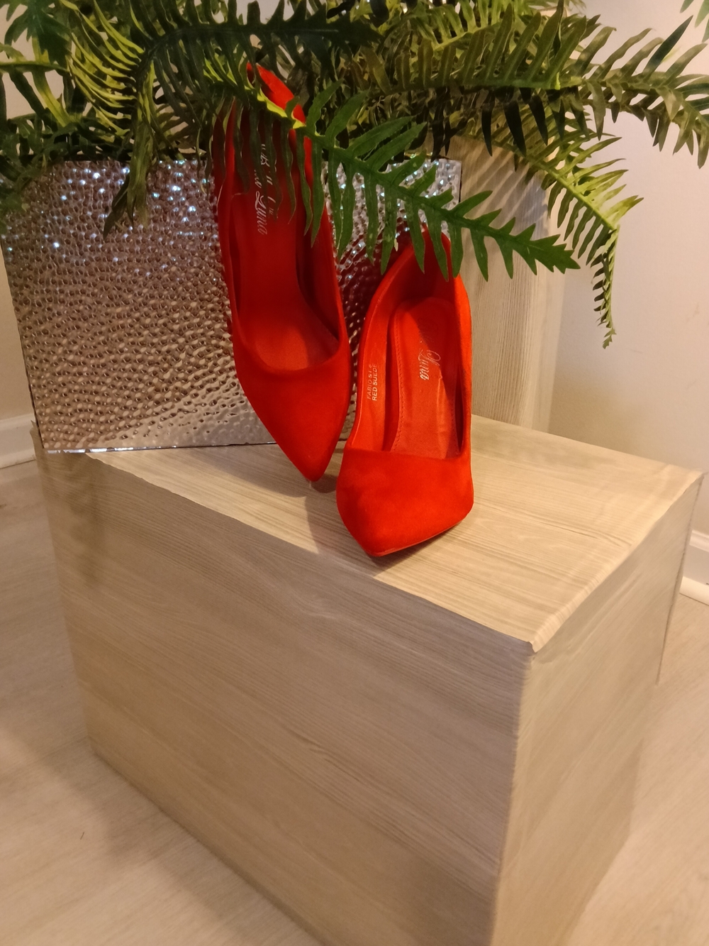 Red Pointed Toe Stiletto Pumps - Classic Women's Heels